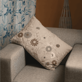 LINEN EMBROIDERY CUSHION